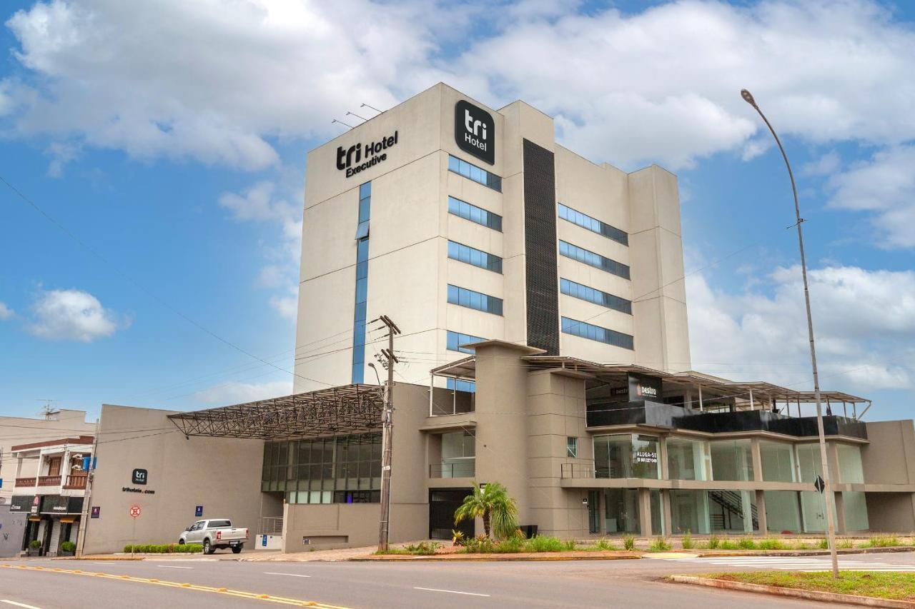 Tri Hotel Executive Lajeado מראה חיצוני תמונה