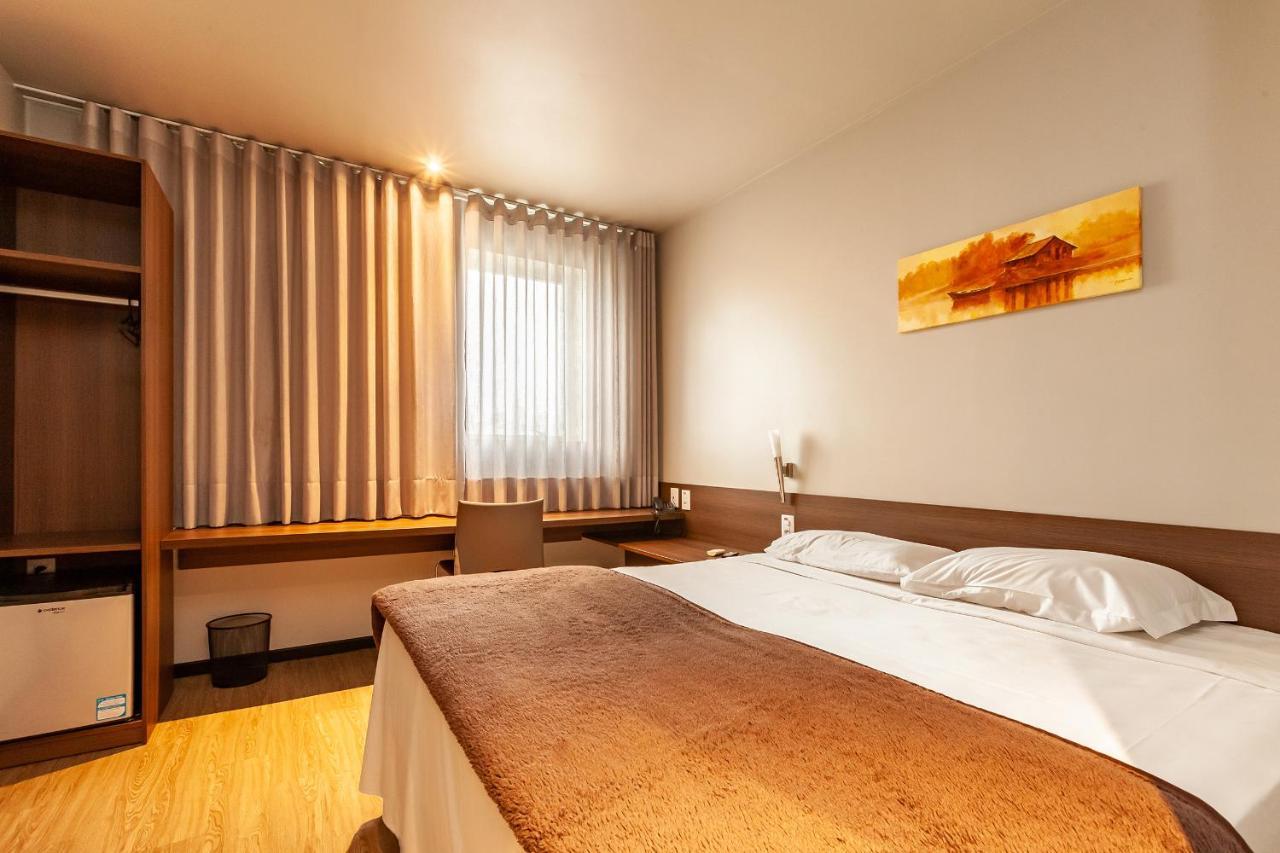 Tri Hotel Executive Lajeado מראה חיצוני תמונה